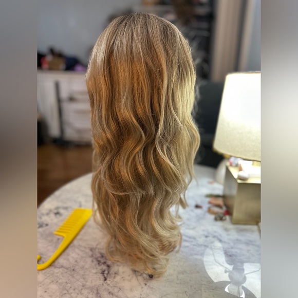 Raquel Welch Down Time SS Golden Wheat Lacefront 100%Handtied Plucked &Thinned - Picture 7 of 13